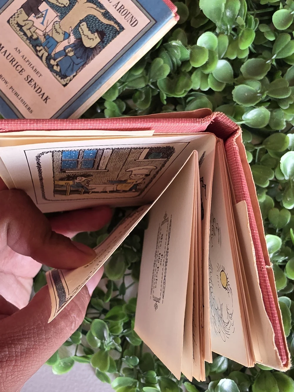 Vintage 1962 Maurice Sendak The Nutshell Library Mini Book Box Set (4 Books)
